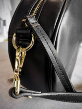 Load image into Gallery viewer, FULL CIRCLE CROSSBODY BAG