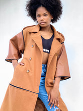Load image into Gallery viewer, WOMEN’S COOL CONVERTIBLE COAT
